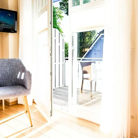 Haus Meeresrauschen 2 بيت للعطل Kirr